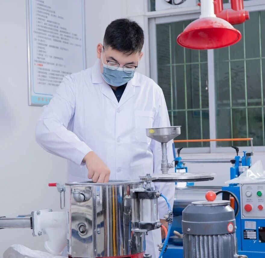 从“贸易之舟”到“研发之锚”：构建以研发为核心的技术竞争力